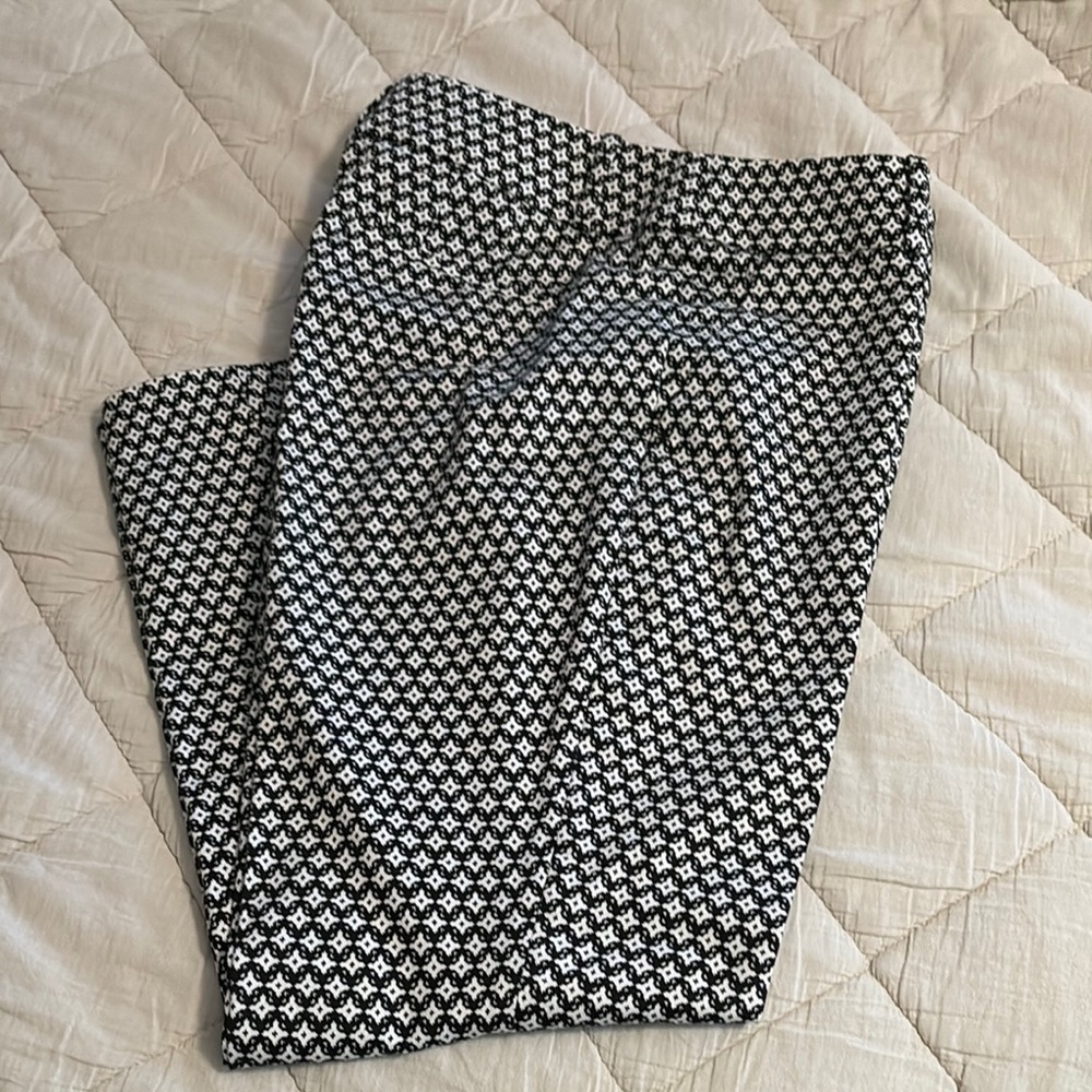 Elegant Black and White Geometric Pants